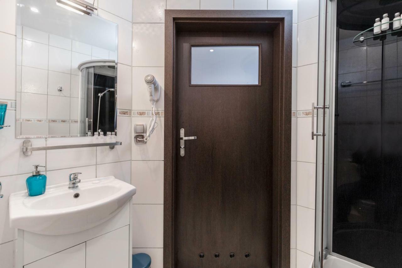 Apartament Gemini Dzierzoniow Exterior photo